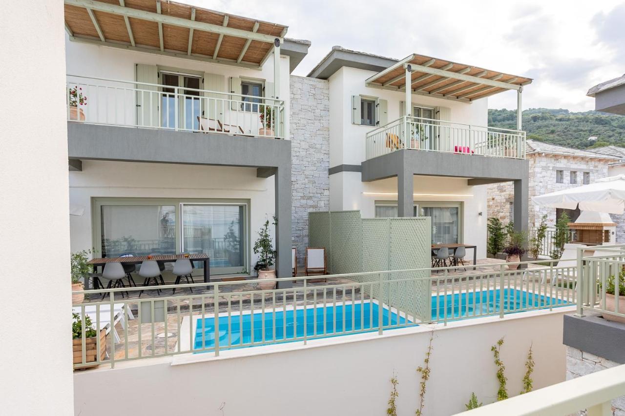 Sea And Sun Luxury Pools' Villas Horeftó Kültér fotó