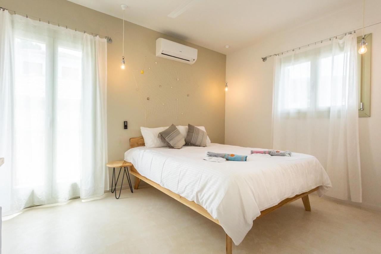 Sea And Sun Luxury Pools' Villas Horeftó Kültér fotó