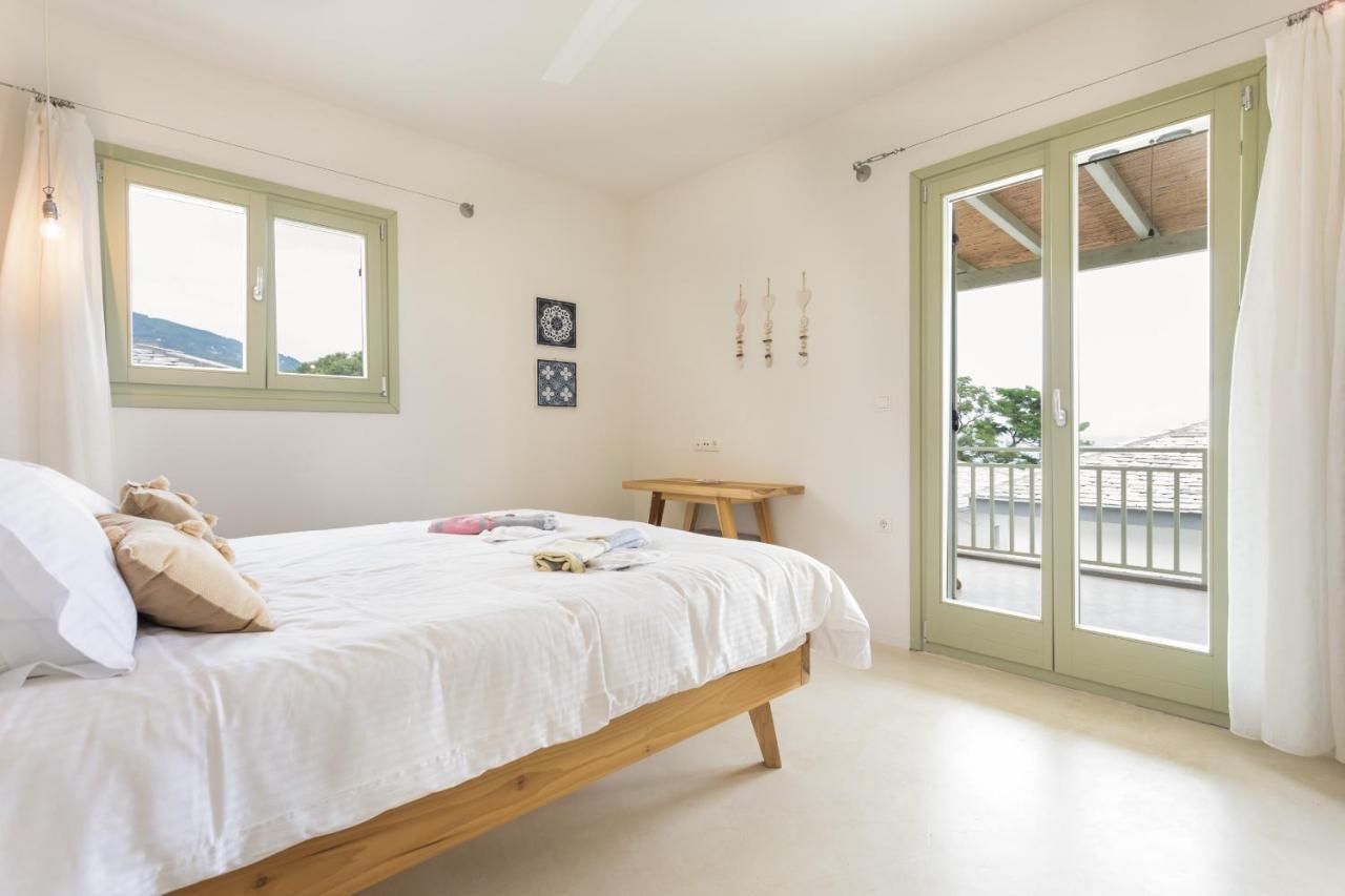 Sea And Sun Luxury Pools' Villas Horeftó Kültér fotó