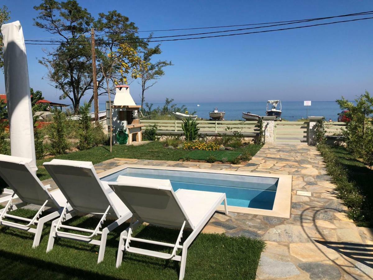 Sea And Sun Luxury Pools' Villas Horeftó Kültér fotó