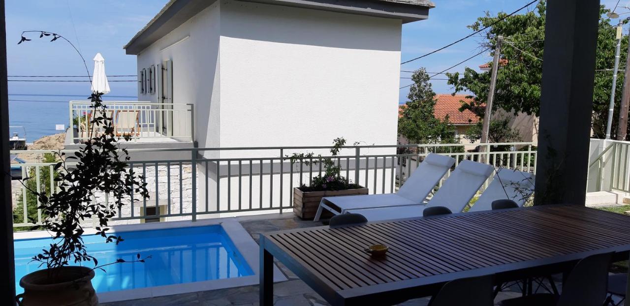 Sea And Sun Luxury Pools' Villas Horeftó Kültér fotó